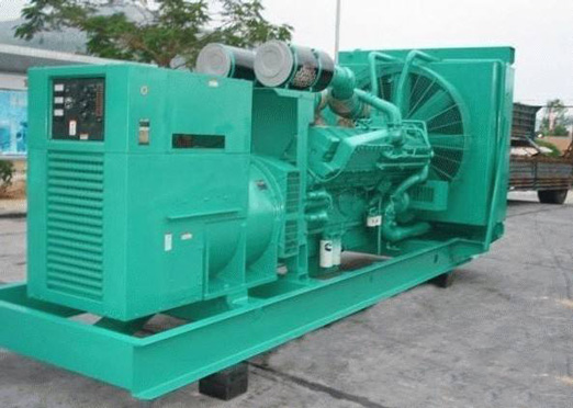 长寿75kw康明斯柴油发电车出租